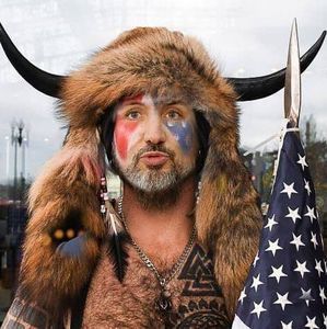 Meet your Posher, Leo